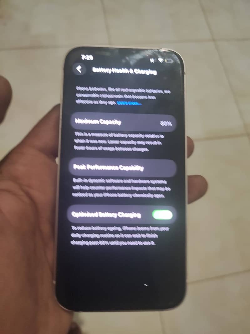 Apple iPhone 13 10