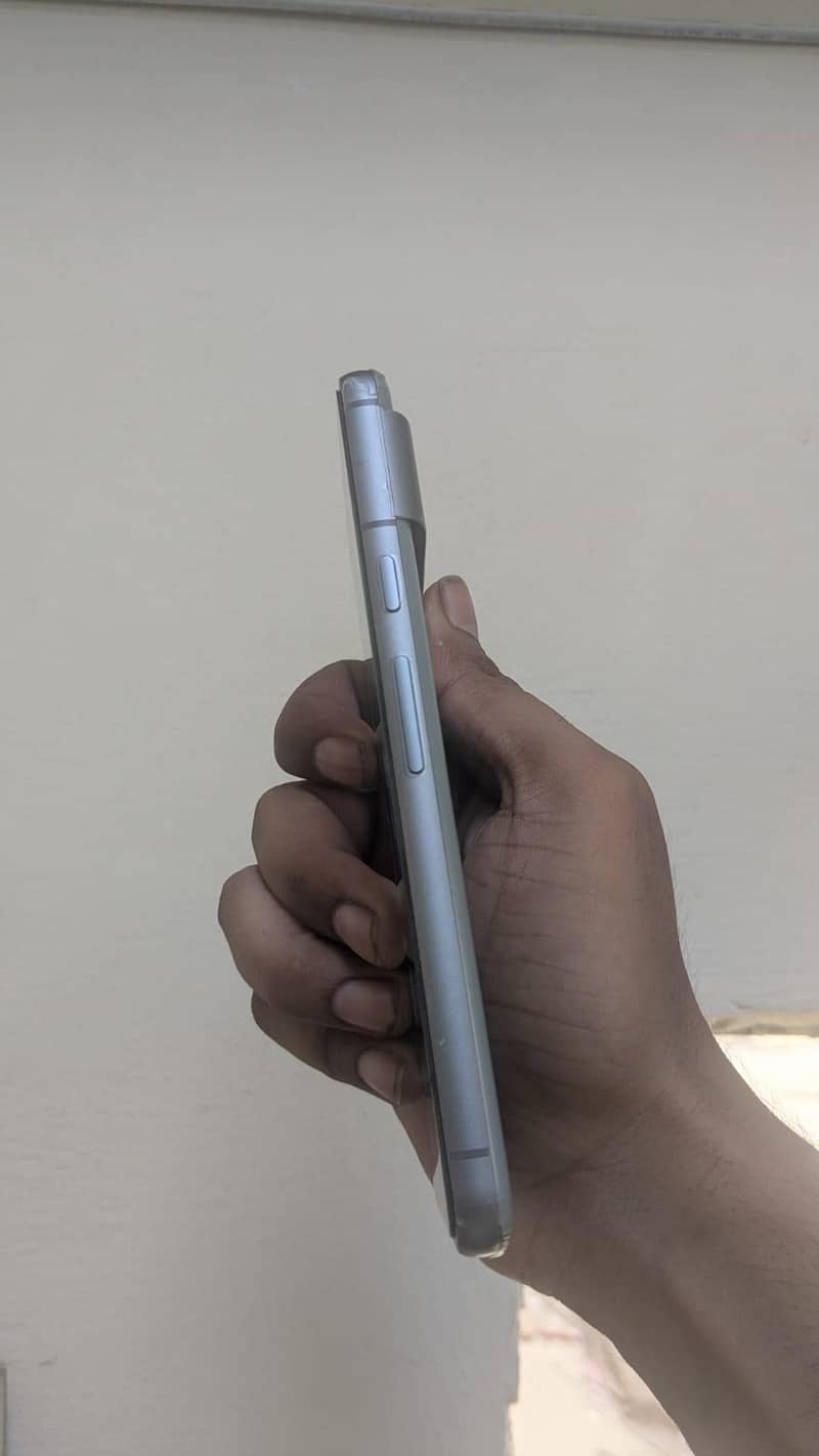 Google Pixel 8 3