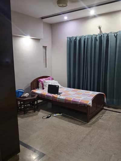 10 Marla ground floor portion for rent good looking