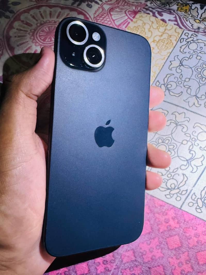 Apple iPhone 15 plus 0
