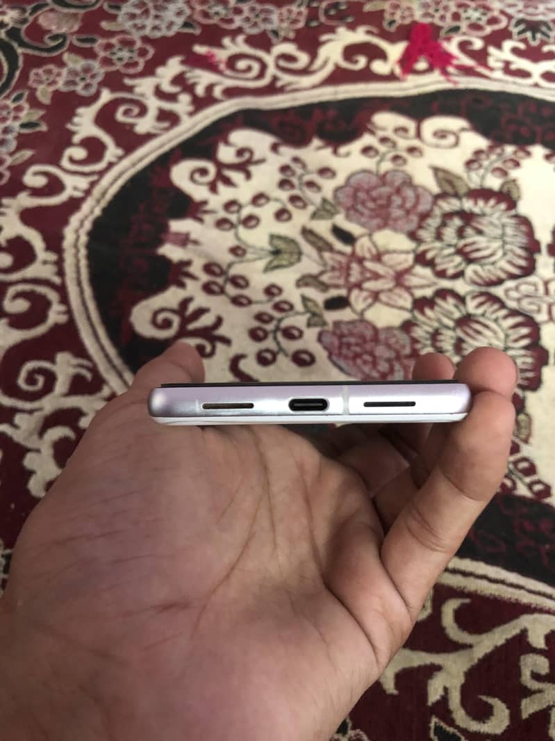 Google Pixel 7 3