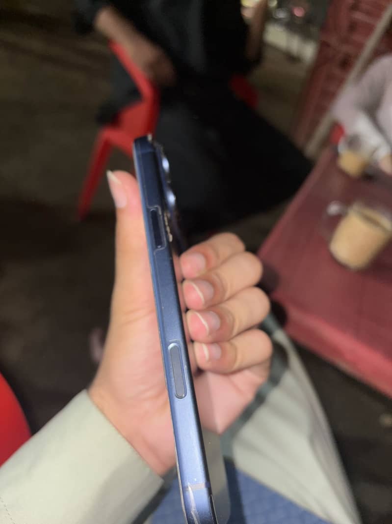 Apple iPhone 17 Pro Max 5