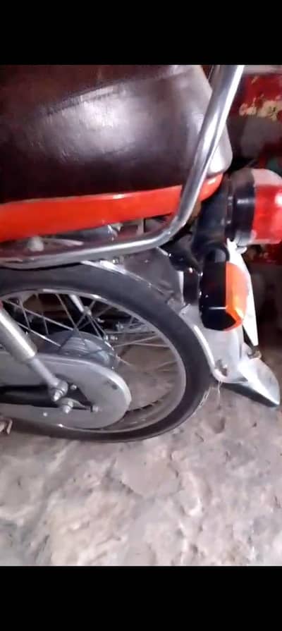 Honda CD 2018 model Multan ka number.  New condition 03023638404