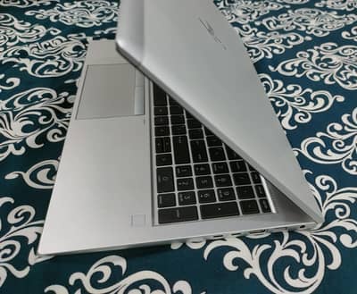Gaming laptop / i5 10th gen / 16gb 512 gb
