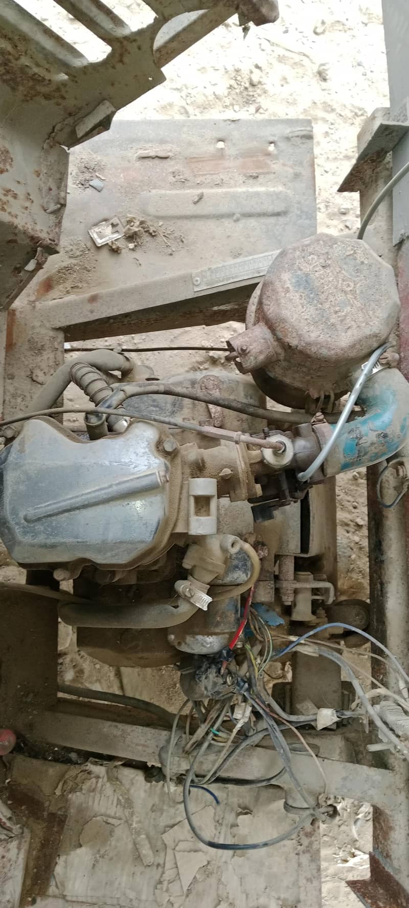 loader Raksha 5