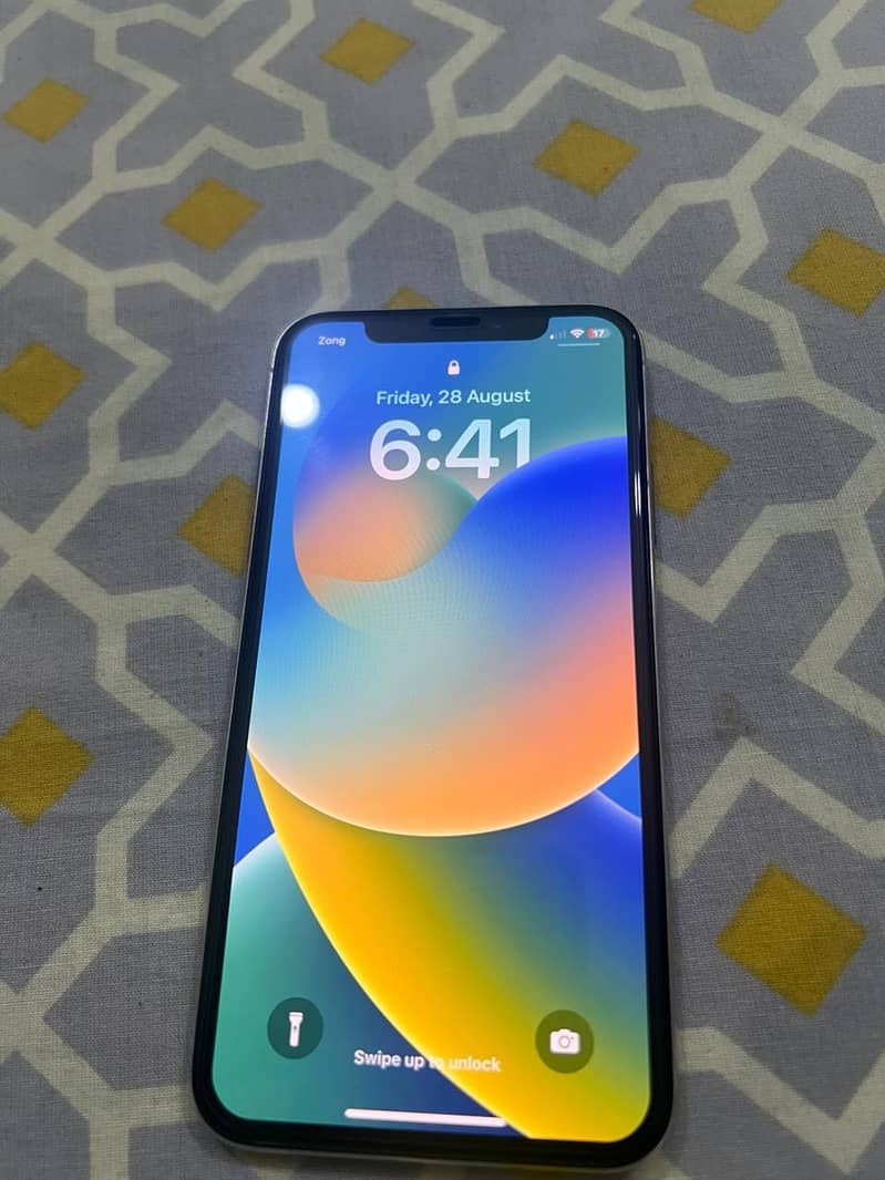 Apple iPhone X 0