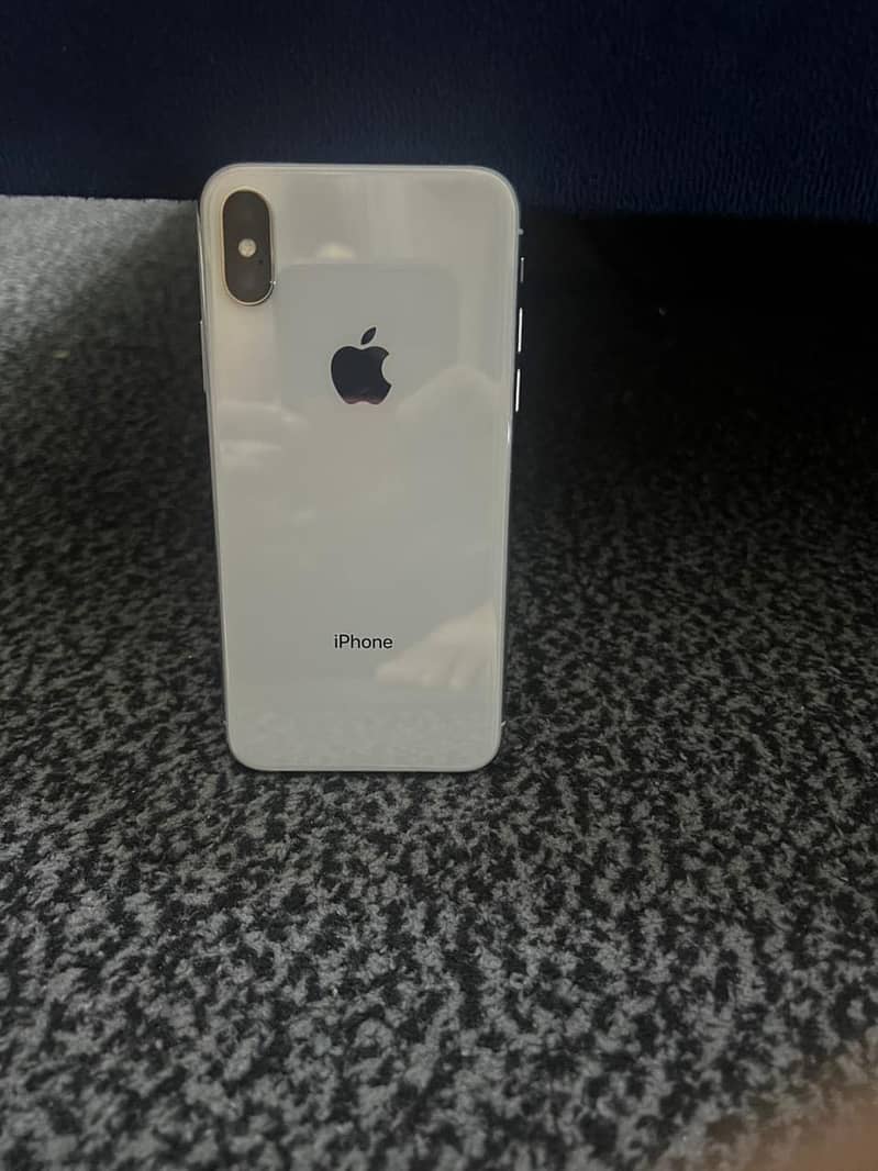 Apple iPhone X 2