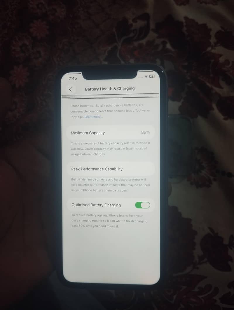 Apple iPhone 11 3