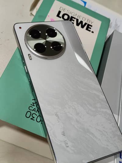 Tecno CAMON 30