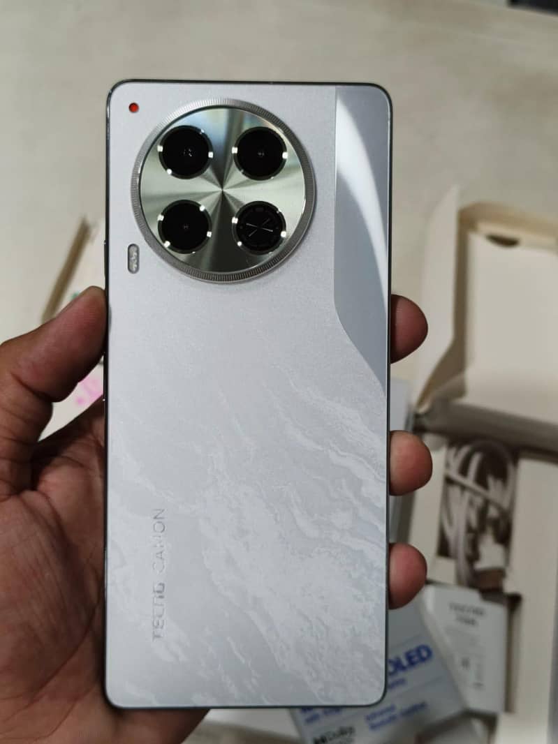 Tecno CAMON 30 3