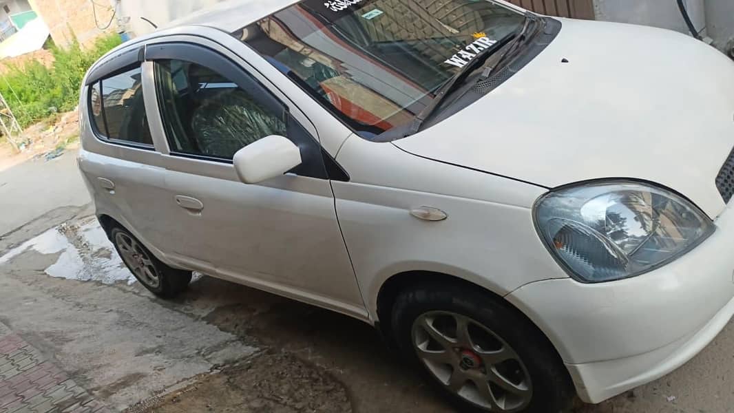 vitz 2000/7 4