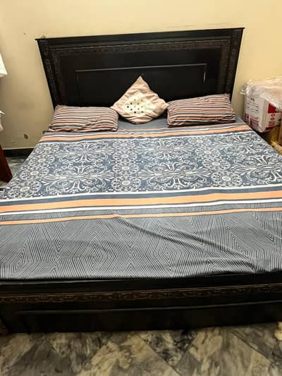 Debel bed