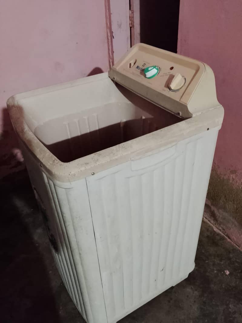 واشنگ مشین فروخت کے لیے 1