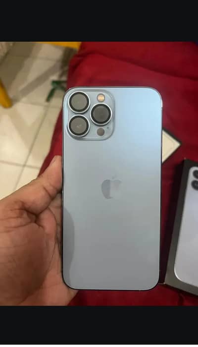 Apple iphone 13 pro max like new condition