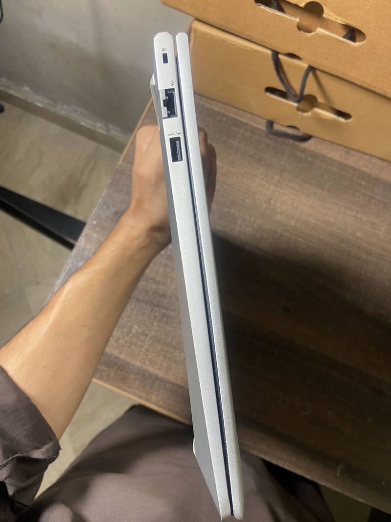 Laptop 4