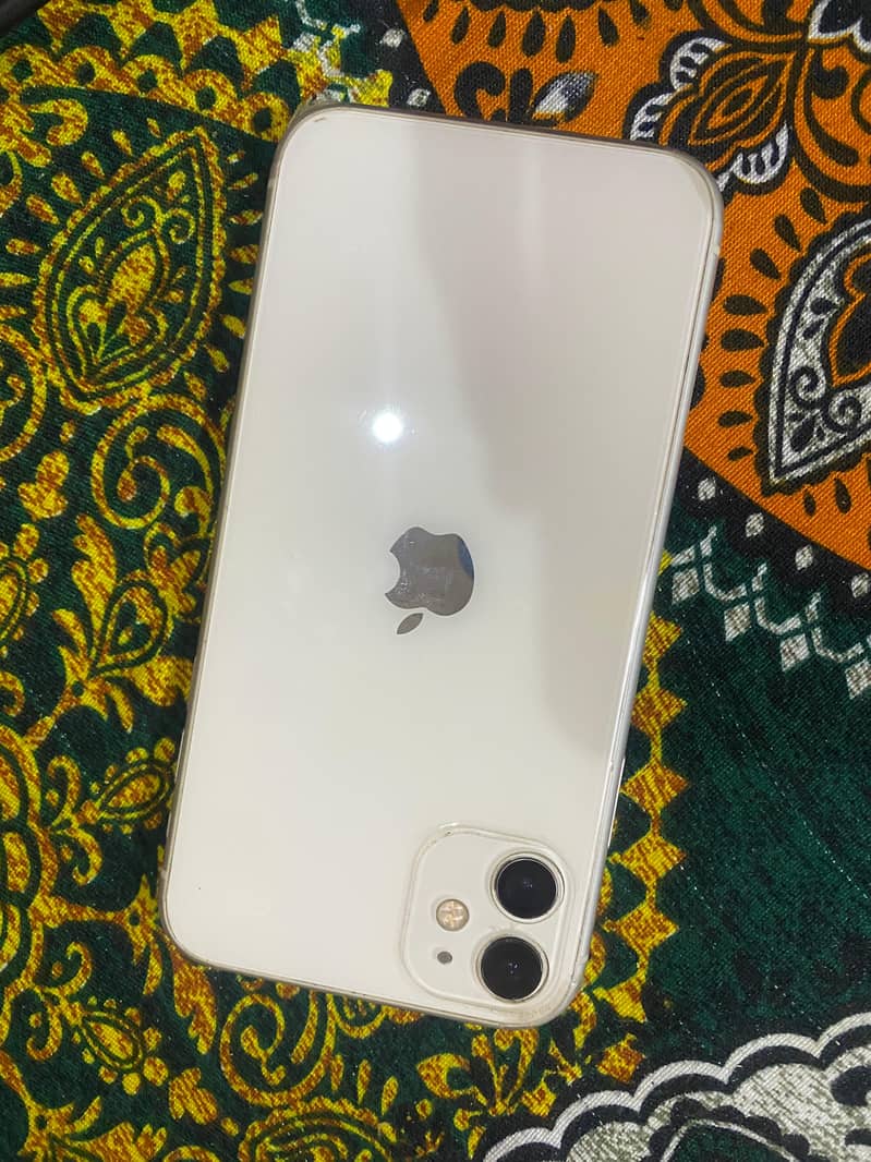 Apple iPhone 11 0