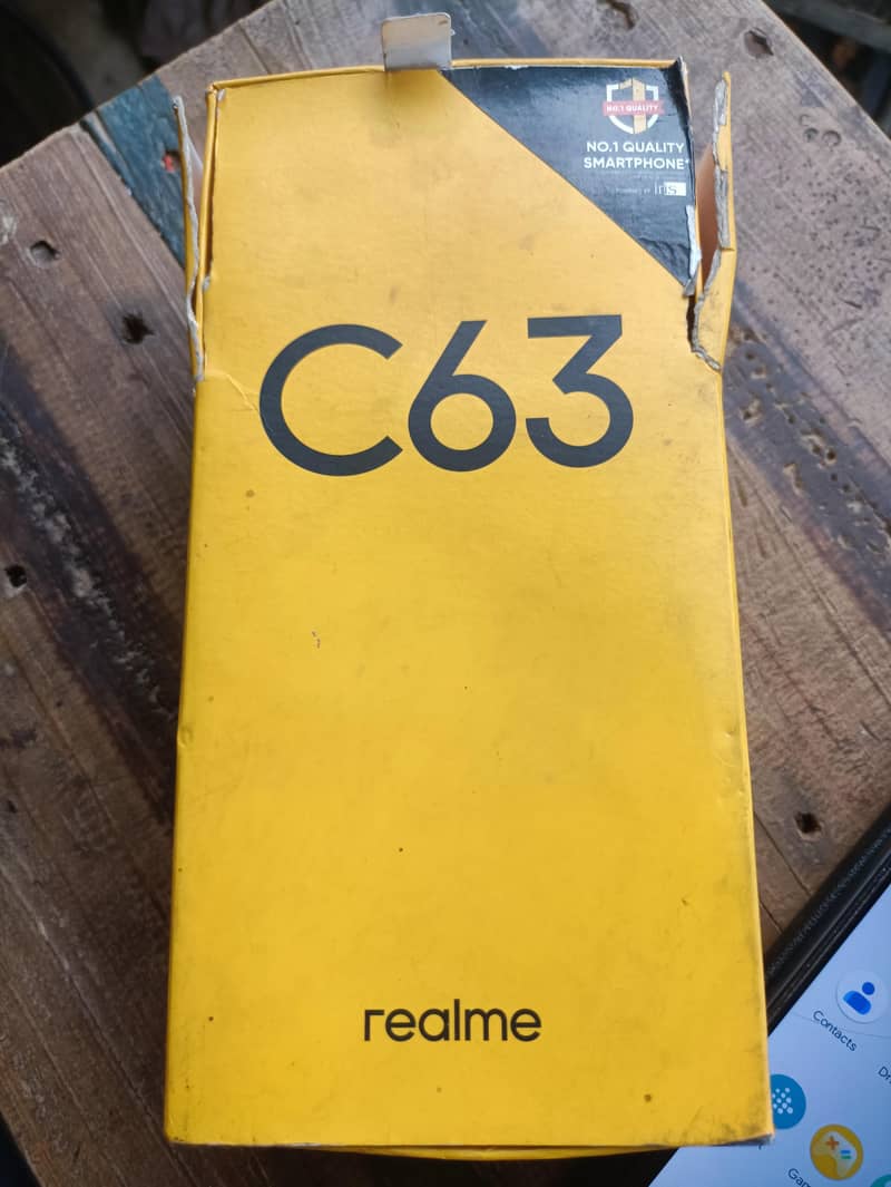 Realme C63 1