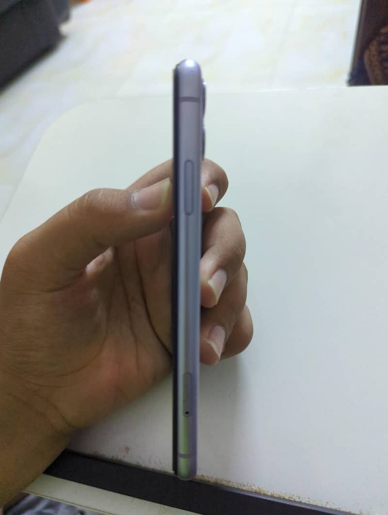 Apple iPhone 11 2