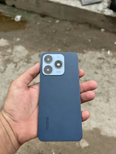 Realme C63