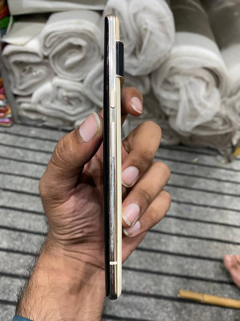Google Pixel 6 Pro 2