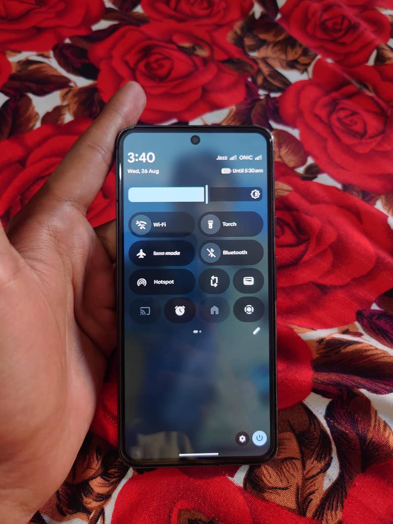 Google Pixel 8 4