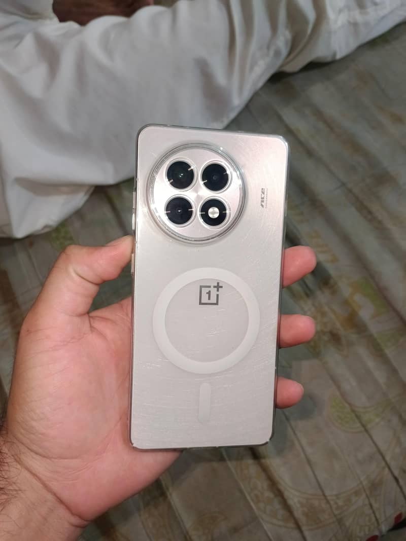 One Plus 13R 4
