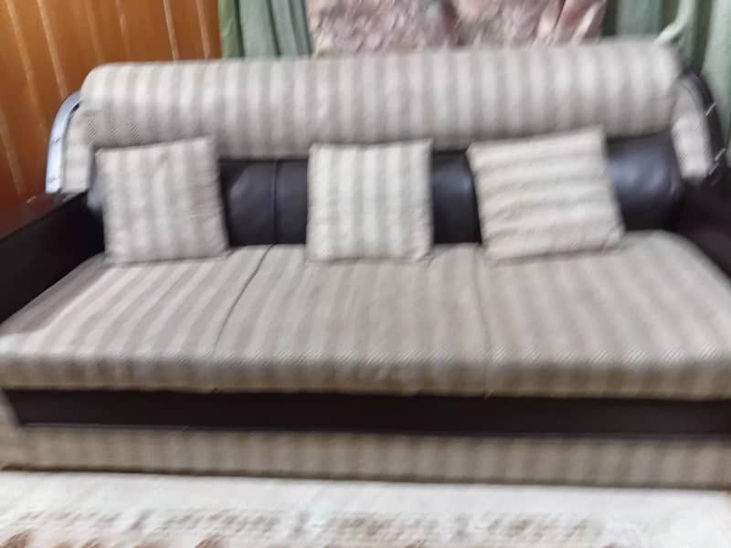 7 Seater Sofa 0