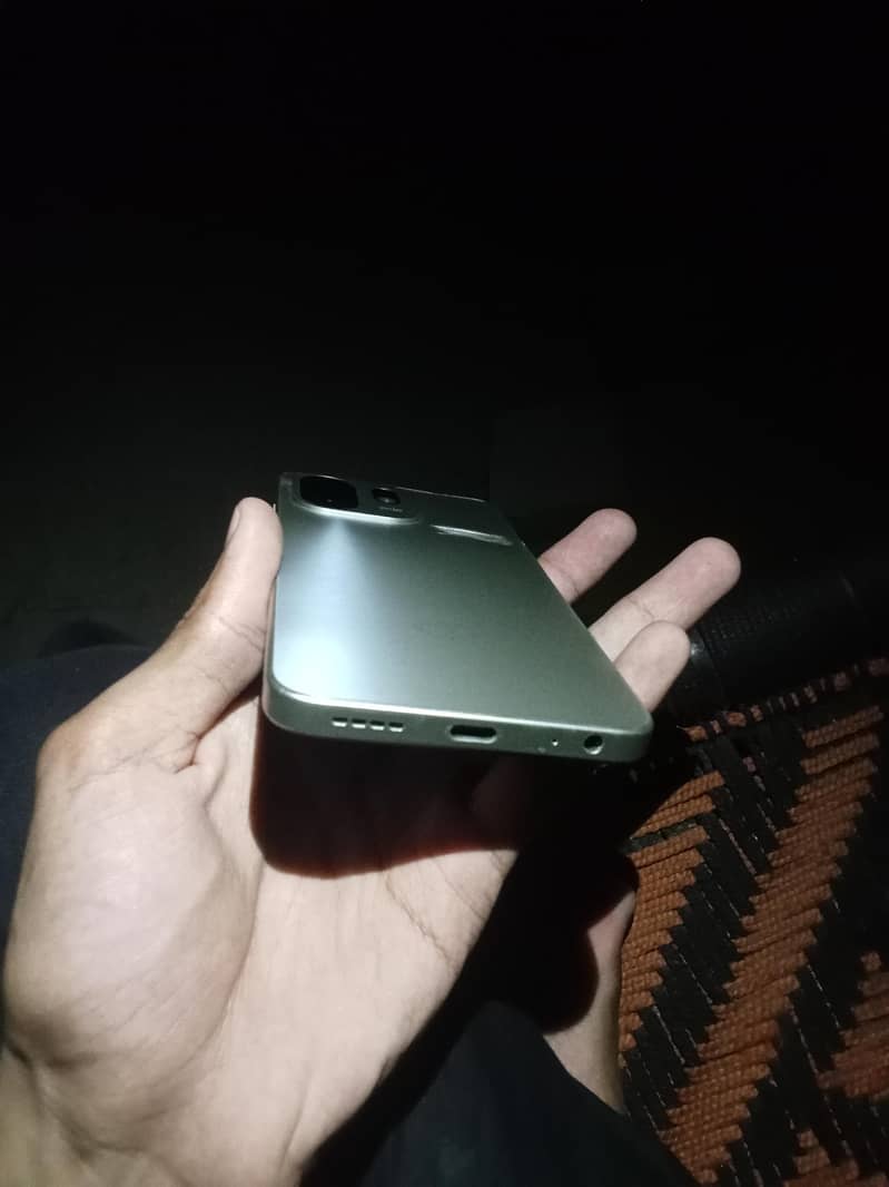 Itel A 100C 4