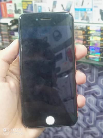 Apple iPhone 7