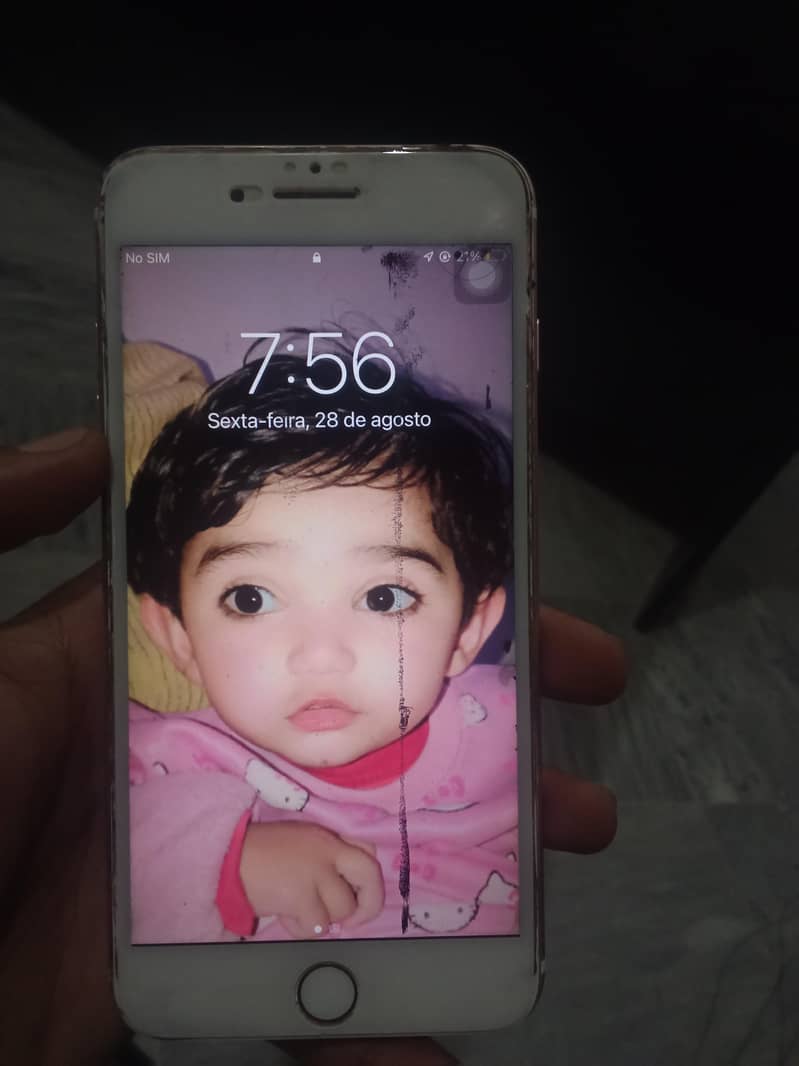 Apple iPhone 7 4