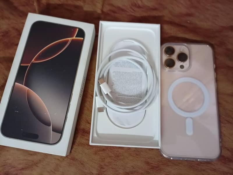 Apple iPhone 16 Pro Max 0