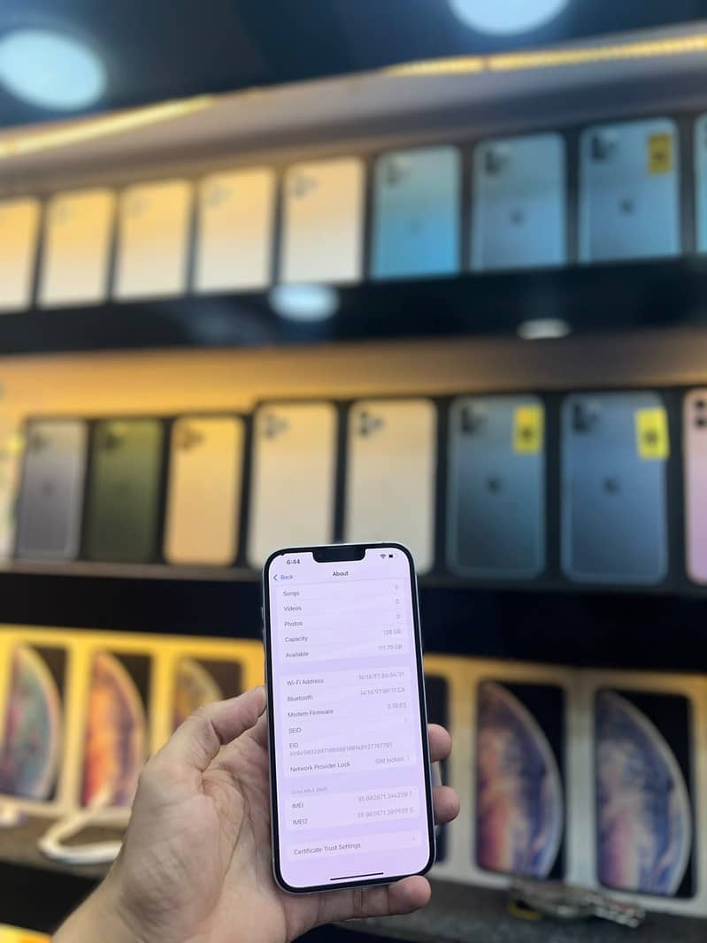 Apple iPhone 14 Plus 3