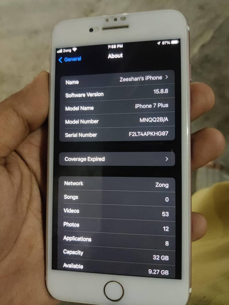 Apple iPhone 7 Plus 3