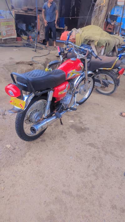 unique 125 2016 model