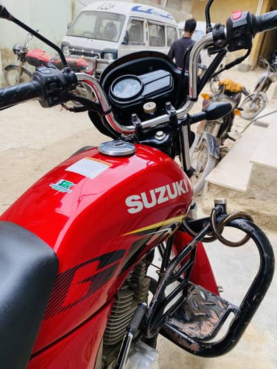 Suzuki gd110