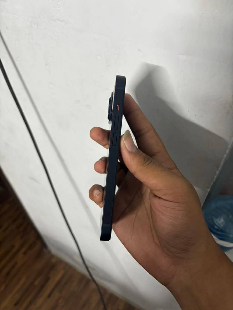 Apple iPhone 14 2