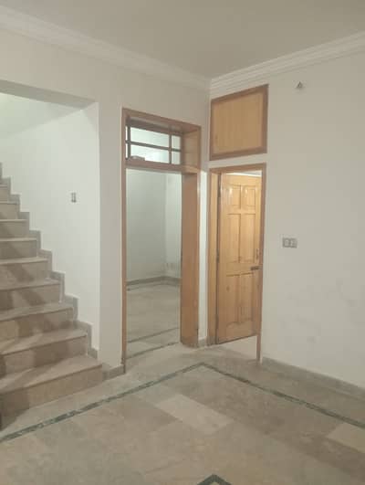 4marla 5beds neat and clean house for rent in G 13 1 islamabad