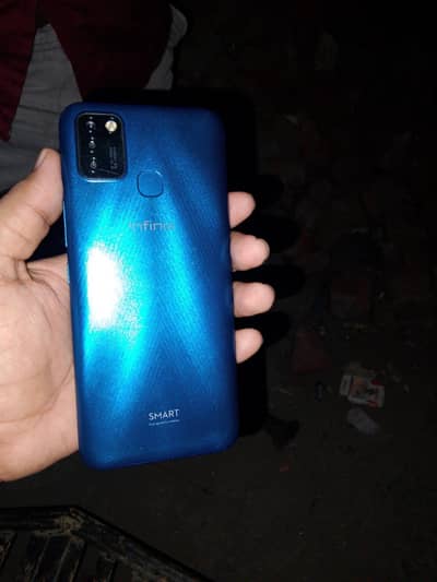 Infinix Smart 6. . 3gb. 64gb.