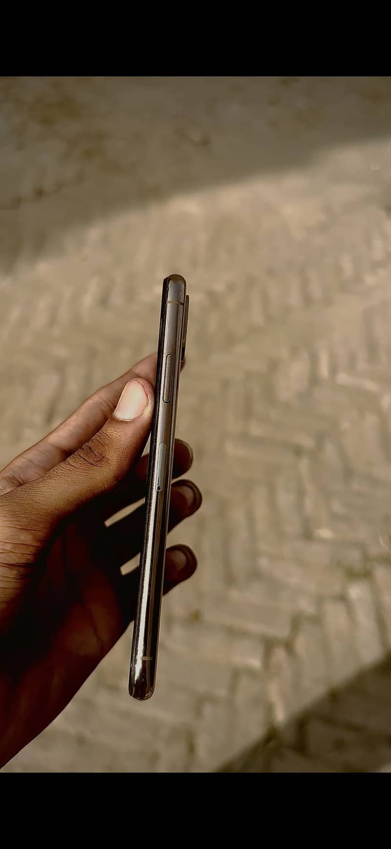 Apple iPhone XS 3