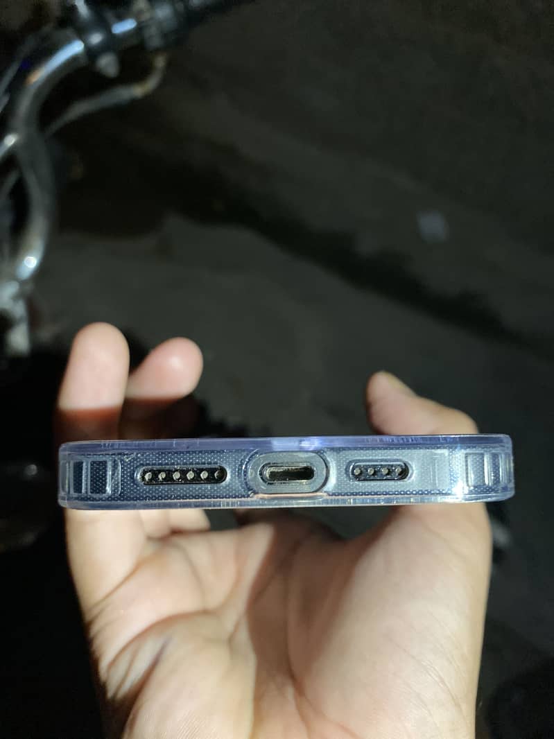 Apple iPhone 14 Pro Max 1