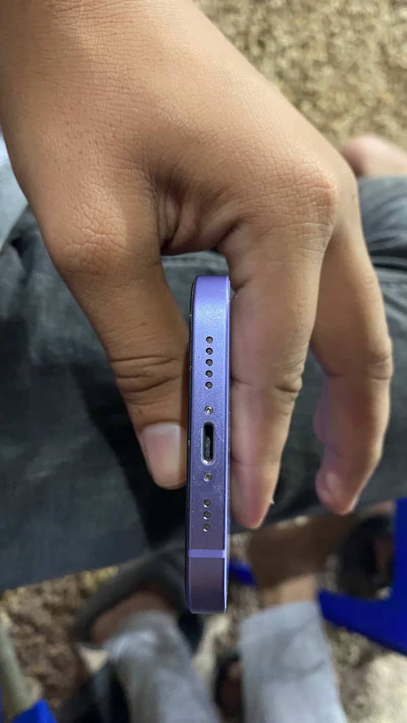 iPhone 12 2