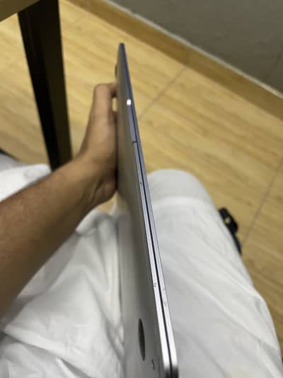 MacBook Air 2019 100% ok sheet protected
