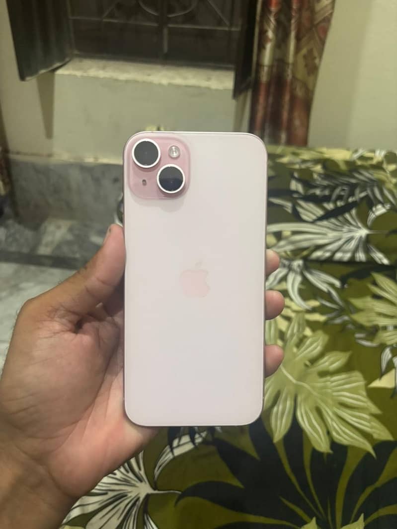 Apple iPhone 15 plus 1