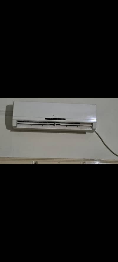 Gree 1 ton split 10/10 condition