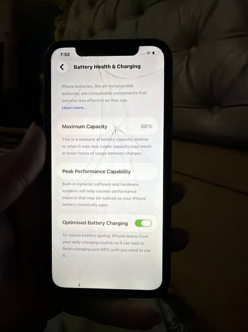 Apple iPhone 11 3