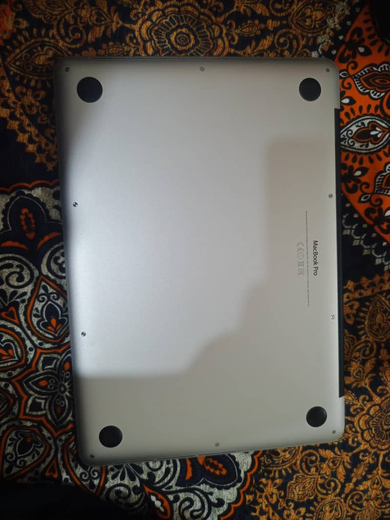 MacBook Pro 1