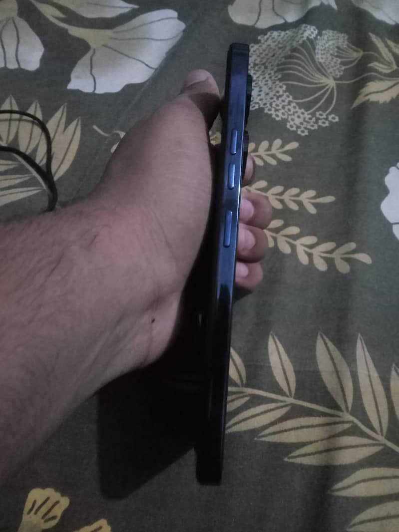 Mobile 4