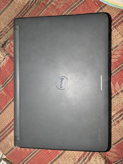 Dell Latitude 3350