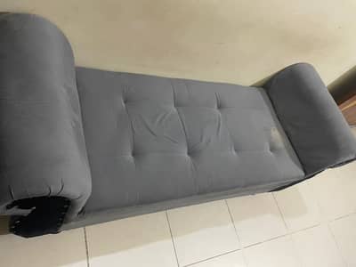 SETI Sofa