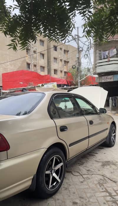 Honda Civic Oriel 2000